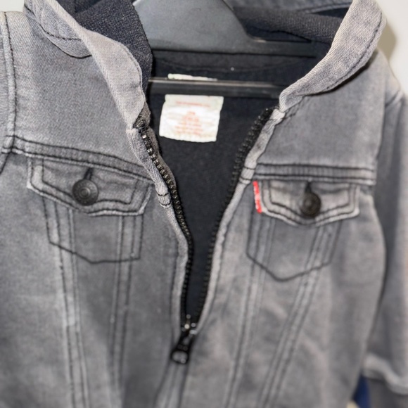 Levi's Gray Denim Jacket - Picture 2 of 3